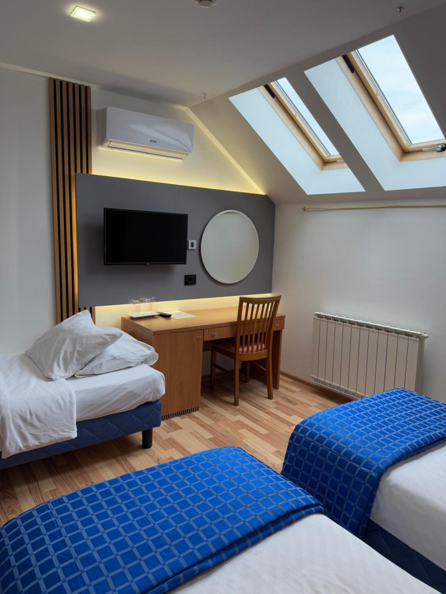 Motel M Vlasenica Luaran gambar