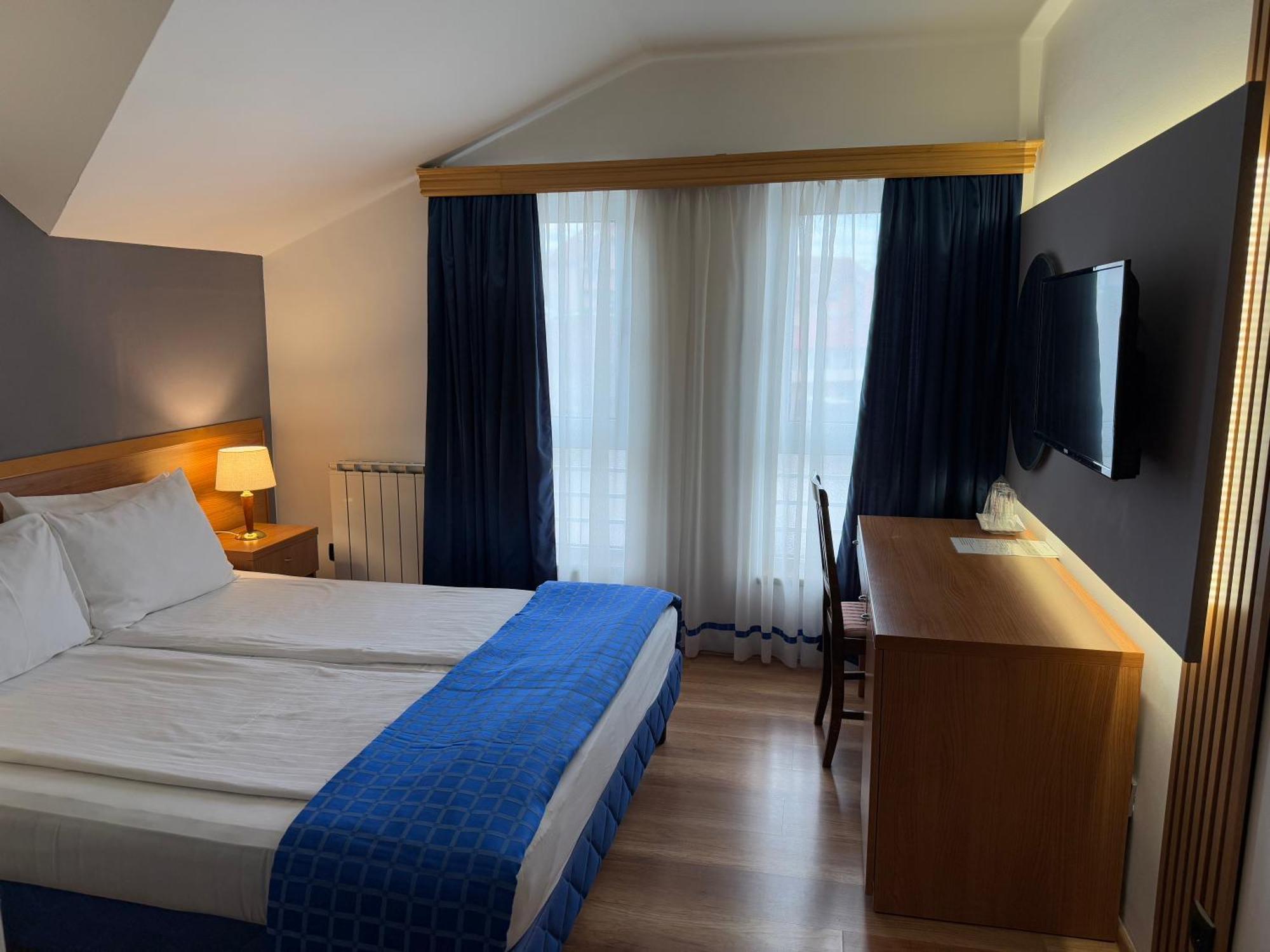 Motel M Vlasenica Luaran gambar