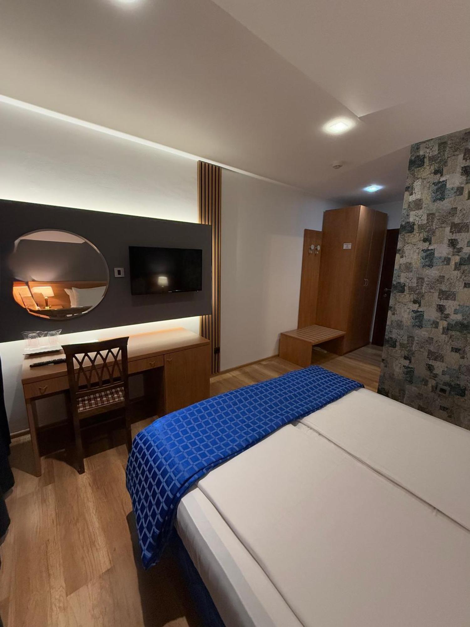 Motel M Vlasenica Luaran gambar