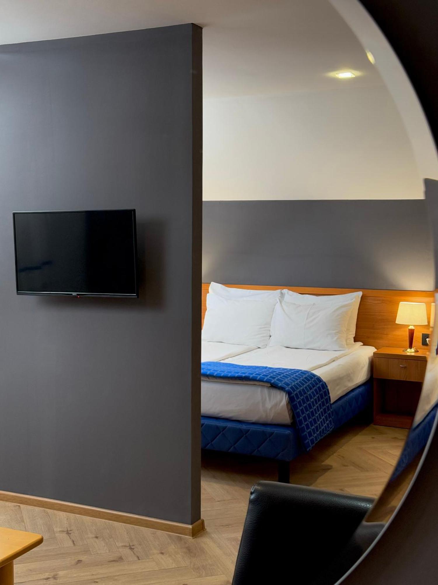 Motel M Vlasenica Luaran gambar