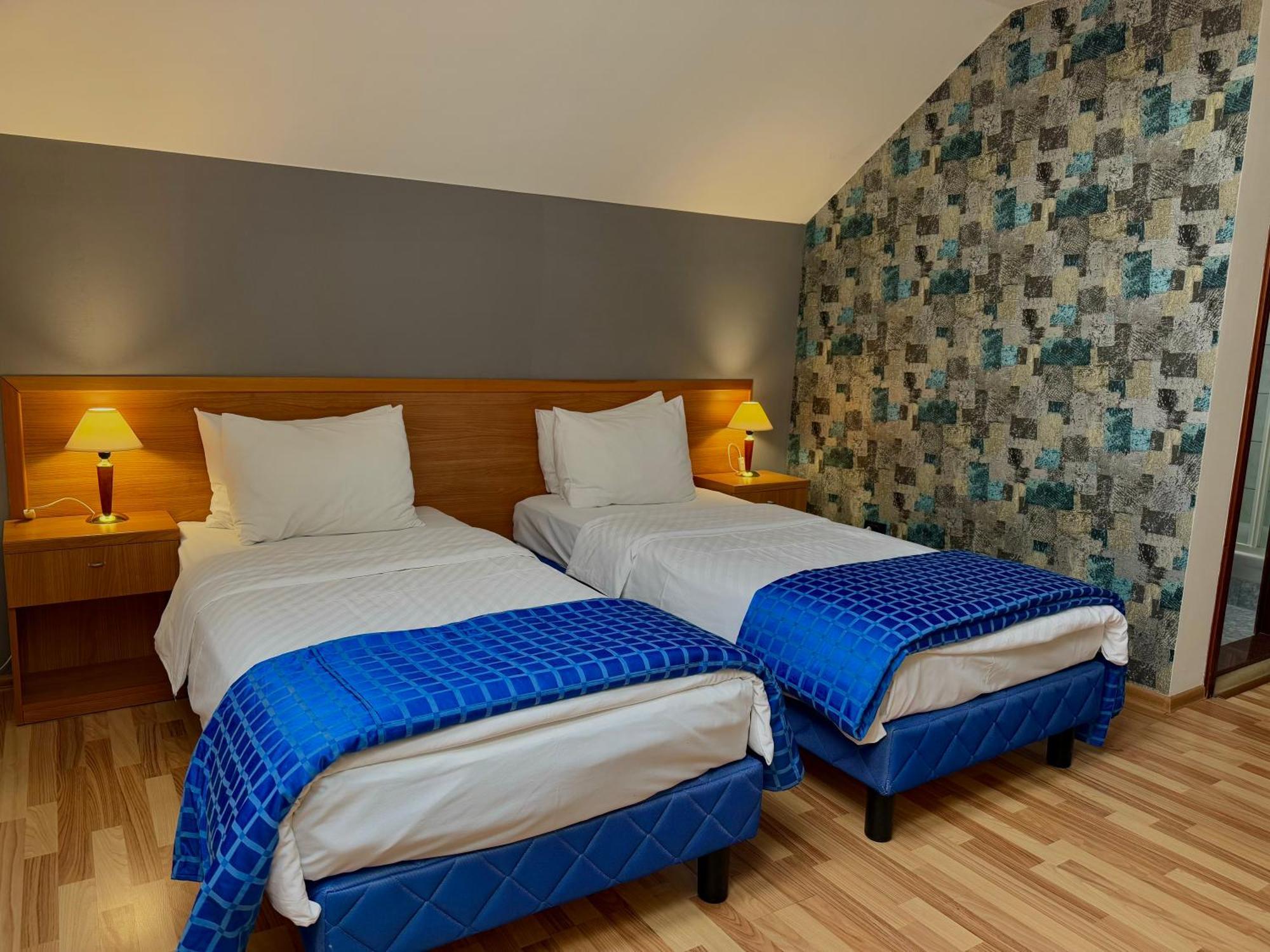 Motel M Vlasenica Luaran gambar