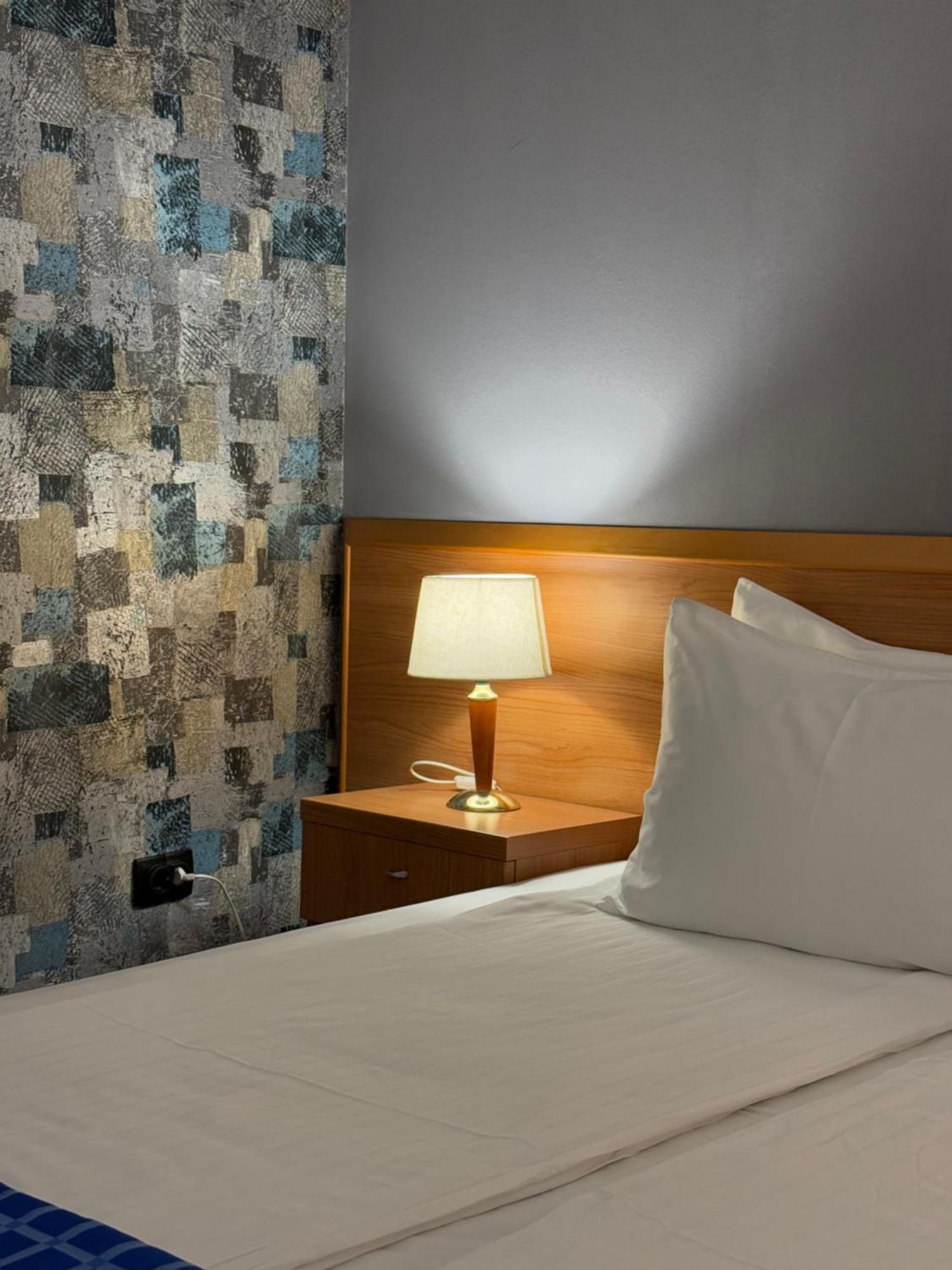 Motel M Vlasenica Luaran gambar